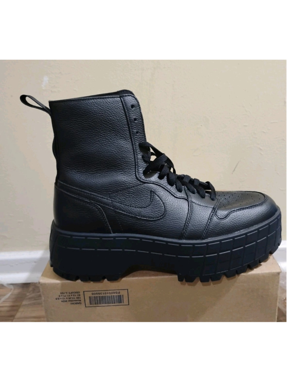 Nike Air Jordan 1 Women Size 12 Brooklyn Platform Triple Black Shoes FJ5737-001